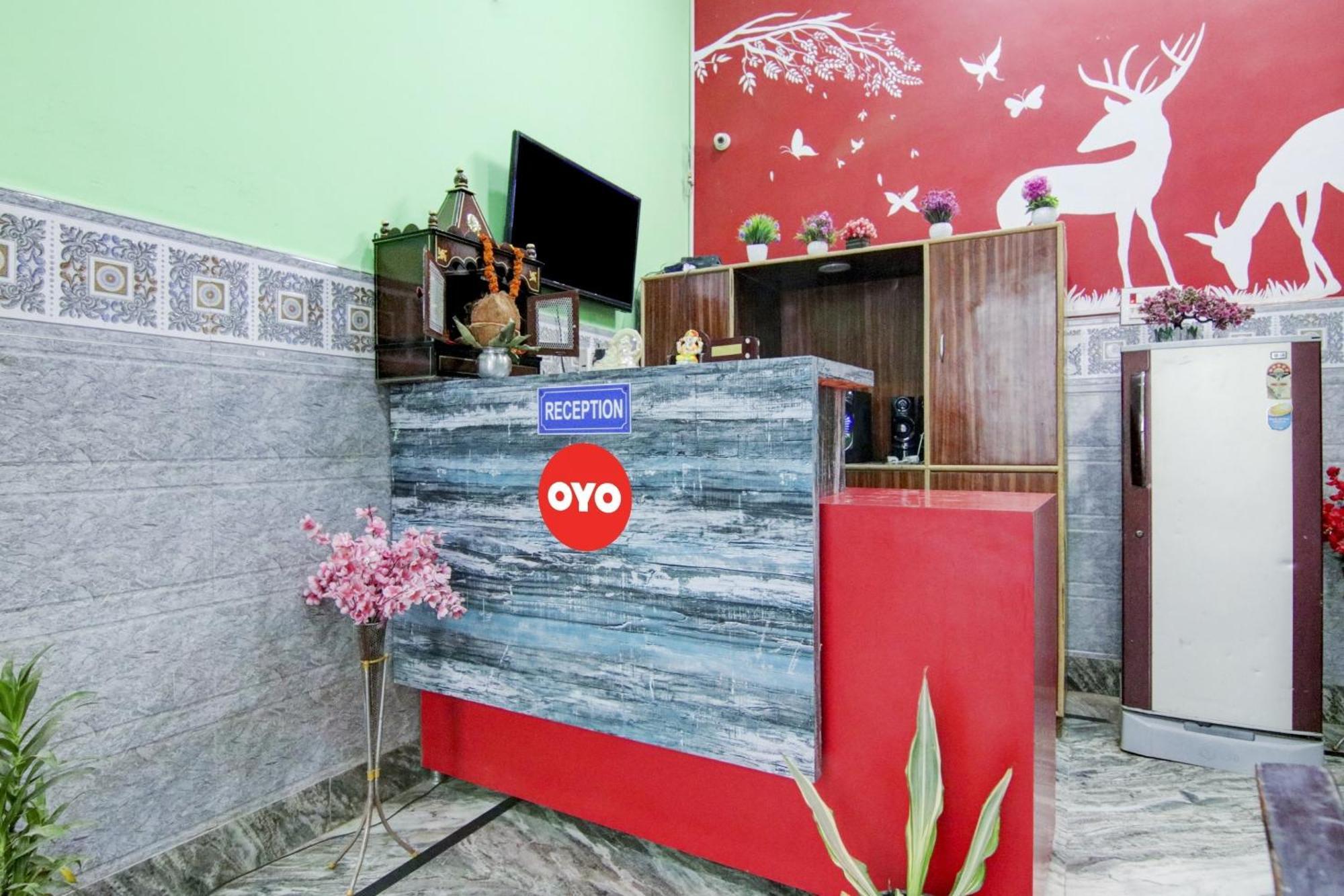 Hotel O S Palace Near Samaypur Badli Metro Station دلهي المظهر الخارجي الصورة